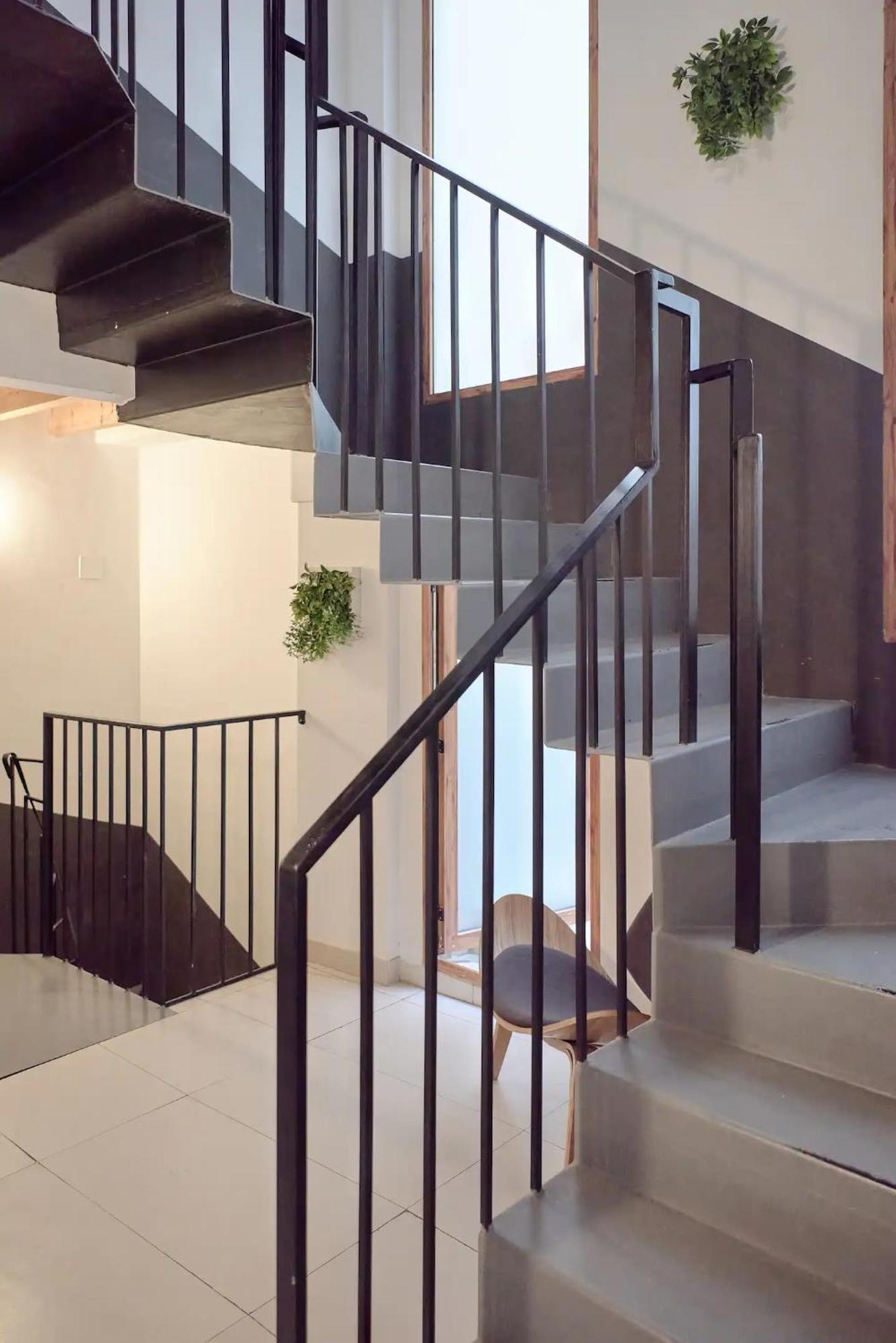 Appartamento Sunny Cozy Penthouse With A Terrace At Plaza Del Carmen Valenza Esterno foto