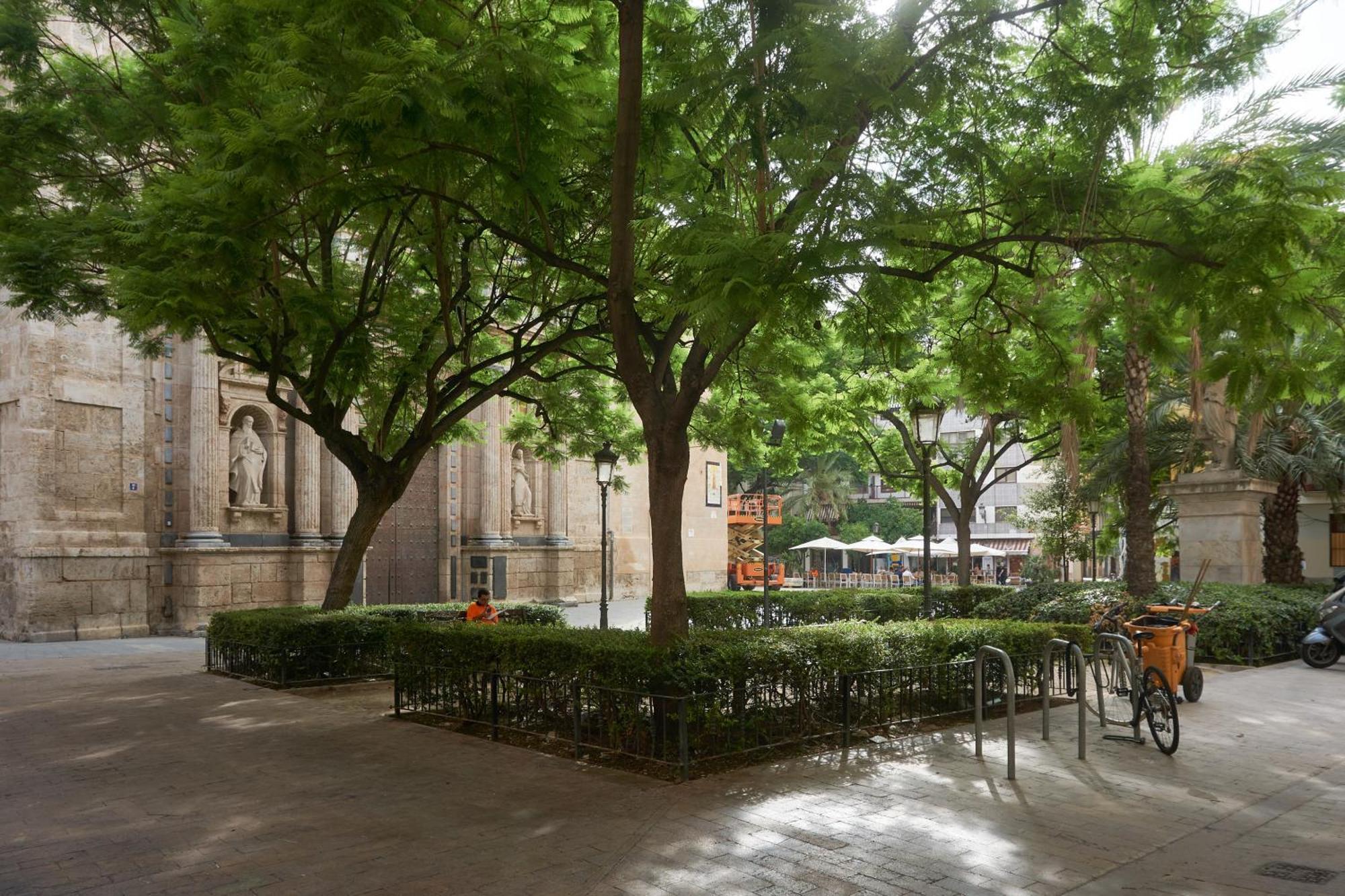 Appartamento Sunny Cozy Penthouse With A Terrace At Plaza Del Carmen Valenza Esterno foto